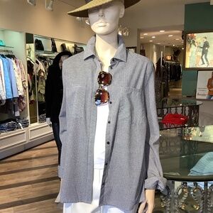 Fabulous work play or fun shirt fab fabric. And easy care 100% cotton